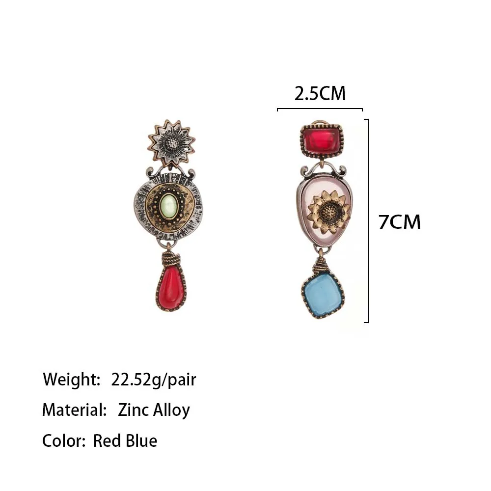 

Retro Colorful Patterns Decorative Engravings Asymmetrical Earrings Zinc Alloy Material Elegant And Free Style Earrings Woman