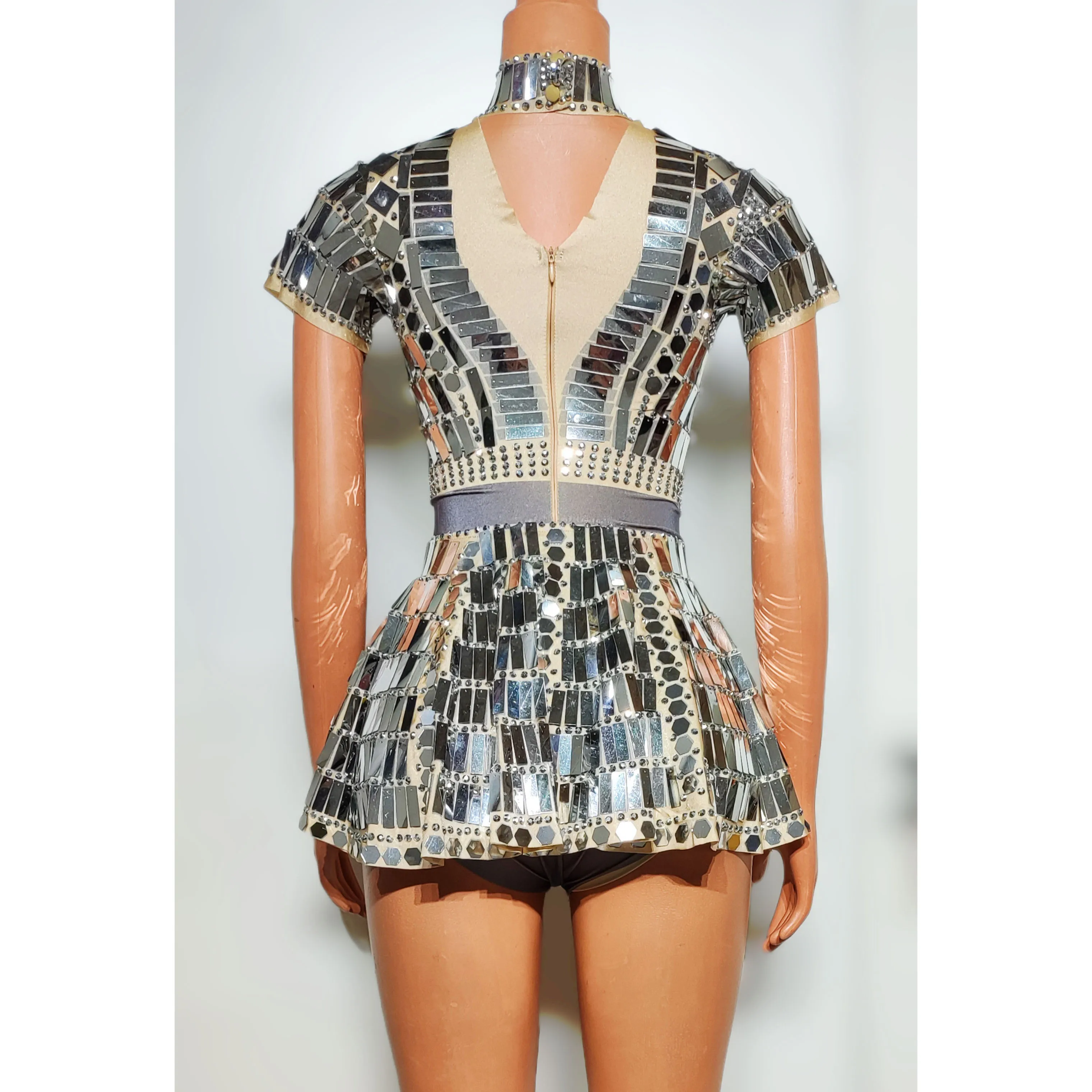 Sukienka cekinowa do tańca Gogo, strój sceniczny dla piosenkarki w klubie nocnym, na festiwal, imprezę, strój królowej tanecznej, odzież modowa yj353