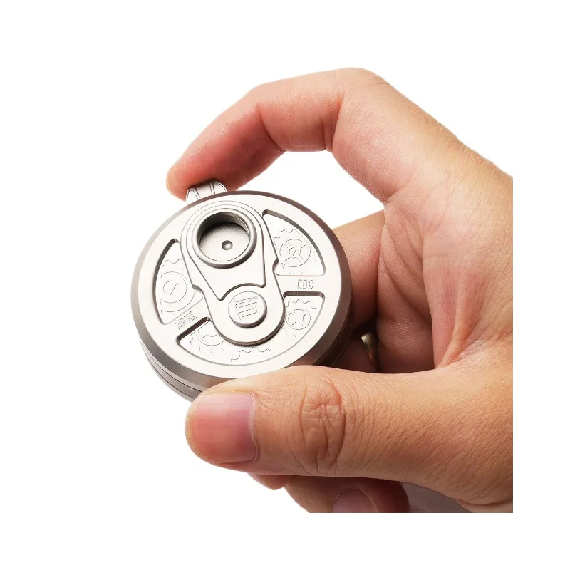 

Revolver Ratchet Ding Coin Hand Plate Decompression Tide Play EDC Decompression Artifact Finger Push Card Gift