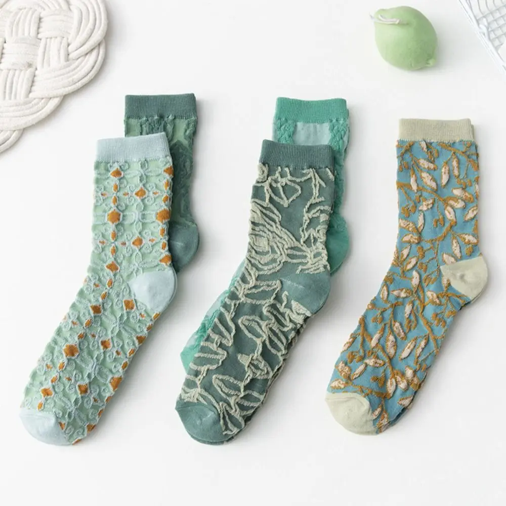 

5 Pairs Vintage Japanese Floral Textured Socks Mid Calf 3D Textured 3D Embroidery Stockings Boho Ethnic Stacked Socks All-Season