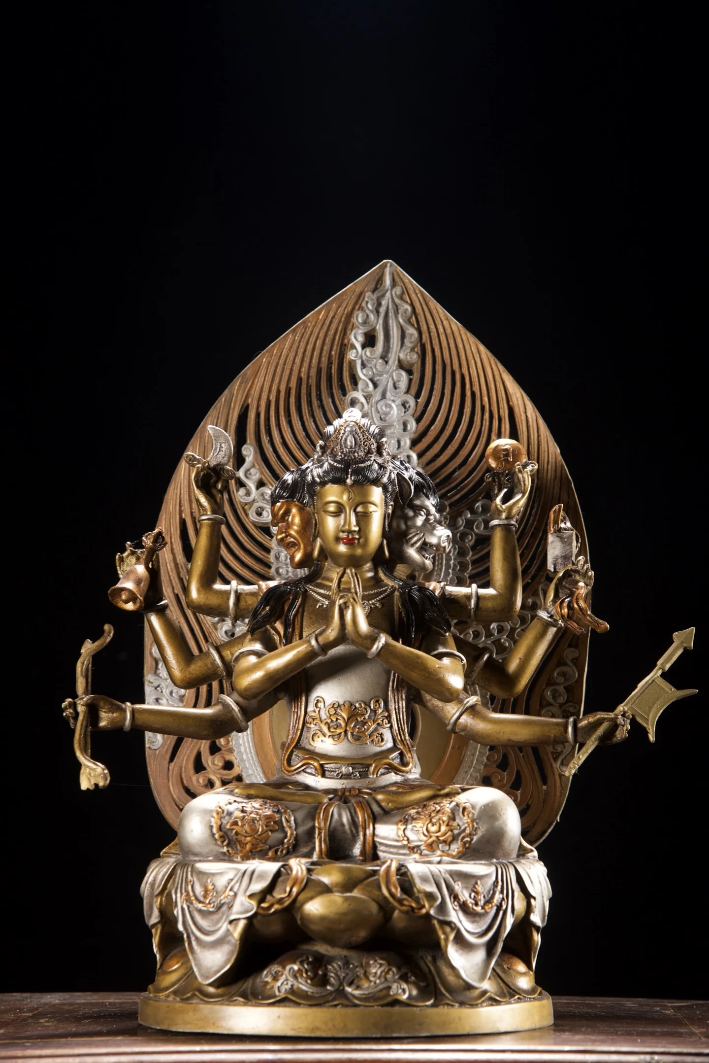 15"folk Old Bronze Gilded High Relief Painted Doumu Yuanjun Eight arms and three heads immortal Sitting Buddha Worship Hall
