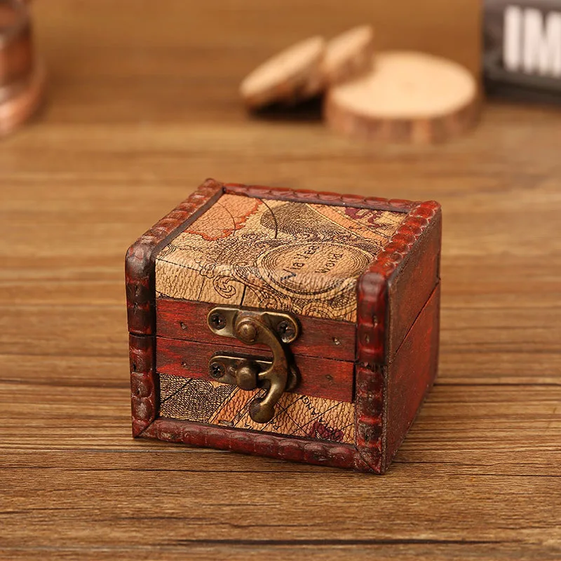 Antique‑style European Vintage Distressed Small Square Wooden Storage Box, Retro Handmade Wood Craft Container Home Decor Gift