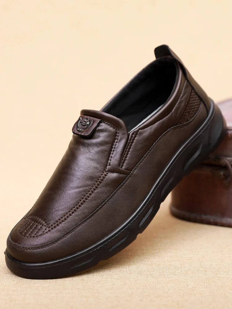 

Soft anti-slip cloth shoes, men's singles shoes against the stench, breathable middle-aged man casual shoes a pedal dad's shoes