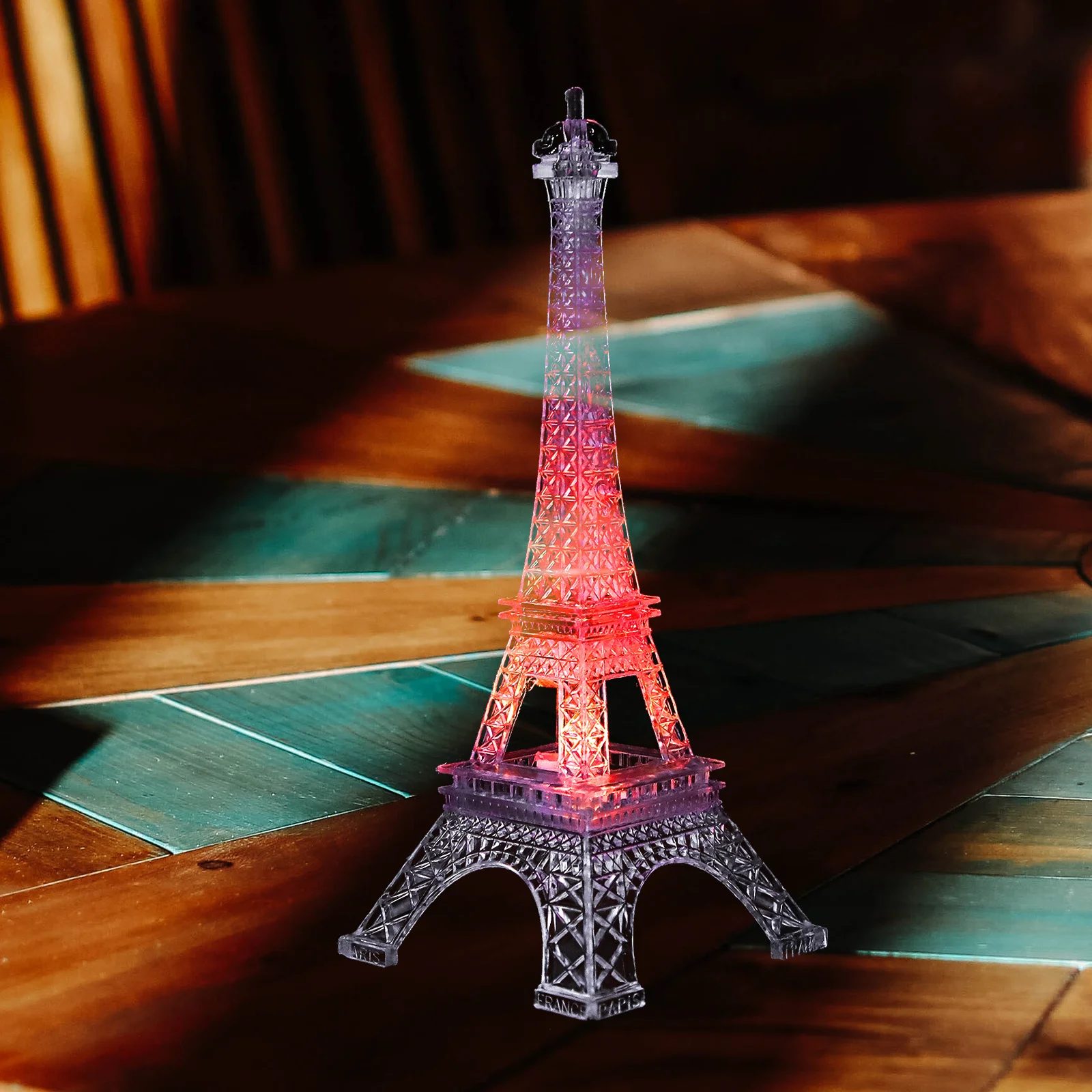 

3*Lr44 Powered Acrylic Eiffel Tower Night Light Color Changing Led Lamp Mini Decorative Desk Light For Home Bedroom Party Cake