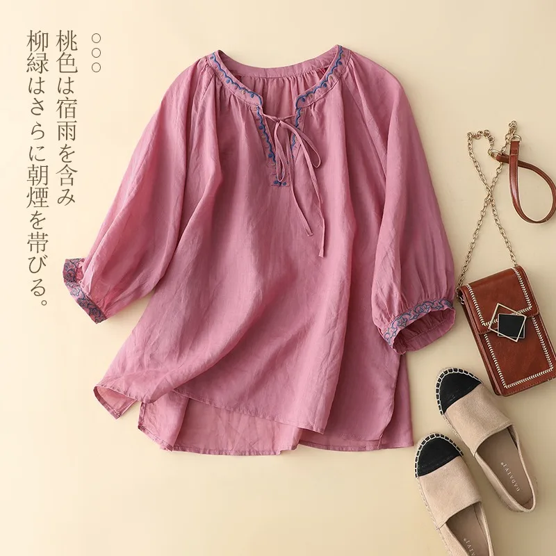 Summer 2024 Women New Cotton and Linen Embroidery V-neck 3/4 Sleeve T-shirt Frenulum Comfortable Loose Middle Age All-match Tops