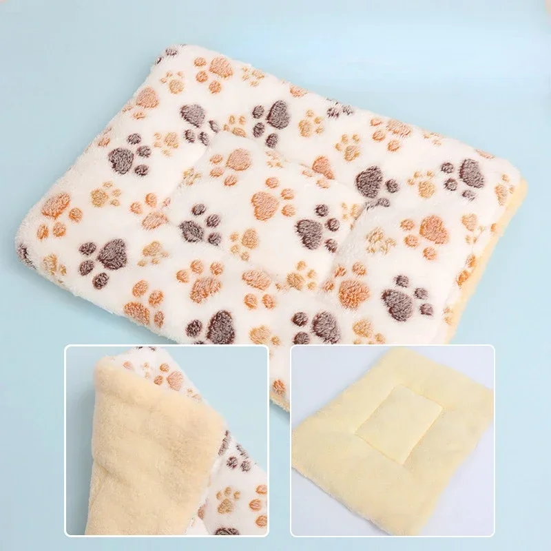 Soft Pet Bed Mats Short Plush Pet Sleeping Bed Mats for Cats Dogs Cute Pad Blanket Warm Kitten Cushion Cat Accessories