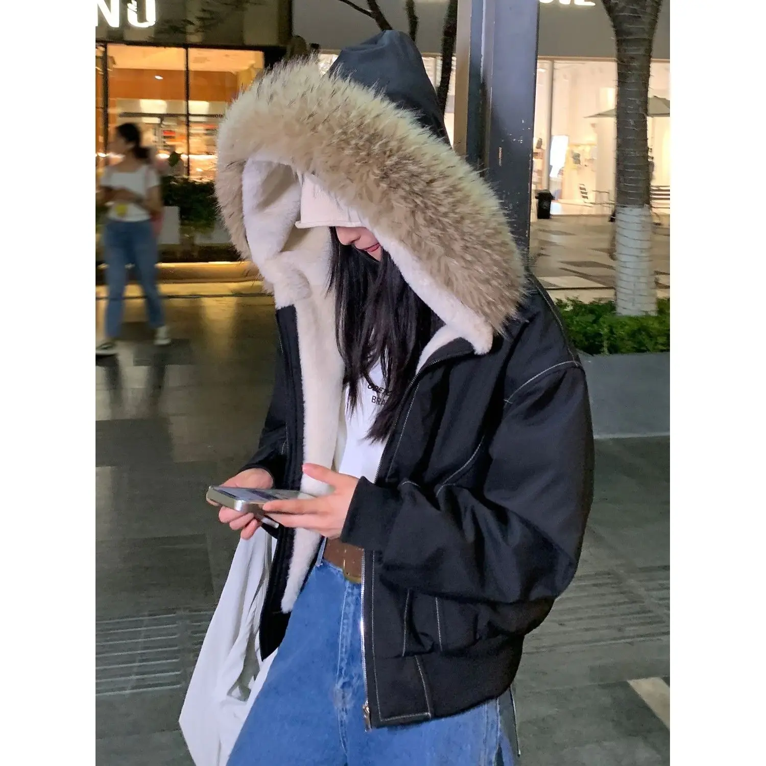 パーカーフェイクファー襟フードルーズコート女性 Y2k 厚いファッションパーカーカジュアルトップス上着パッド入りジャケット冬の新しい服