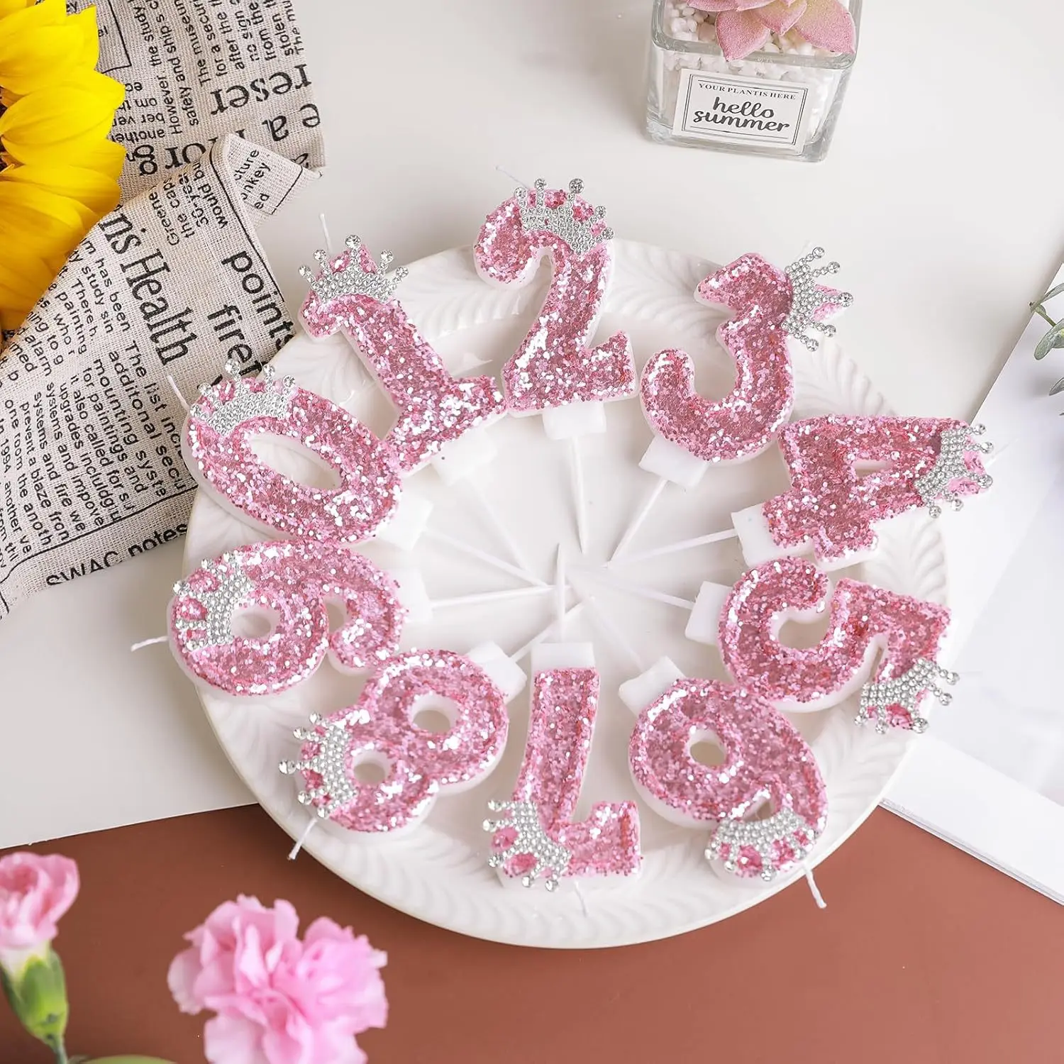 Rosa Krone mit Pailletten-Geburtstagskerzen für Kuchen, Glitzer-Zahlenkerzen 0-9 als Kuchenaufsatz für Frauen-Geburtstagsfeiern. – Detail 12