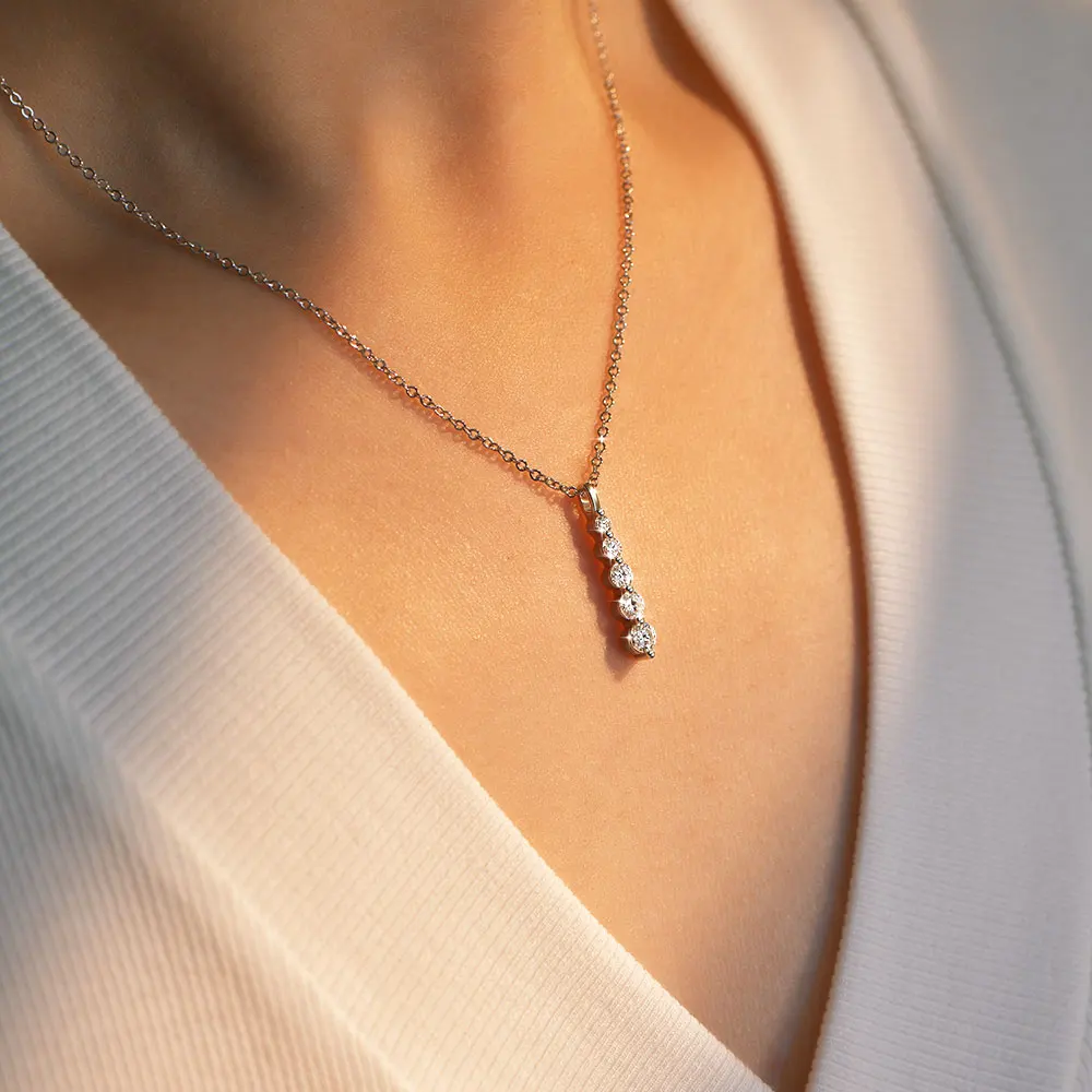 Lnkry 14k Gold Filled Chain Necklace Sparkling Five Stones Moissanite Pendant Necklace For Women Wedding Jewelry Gift