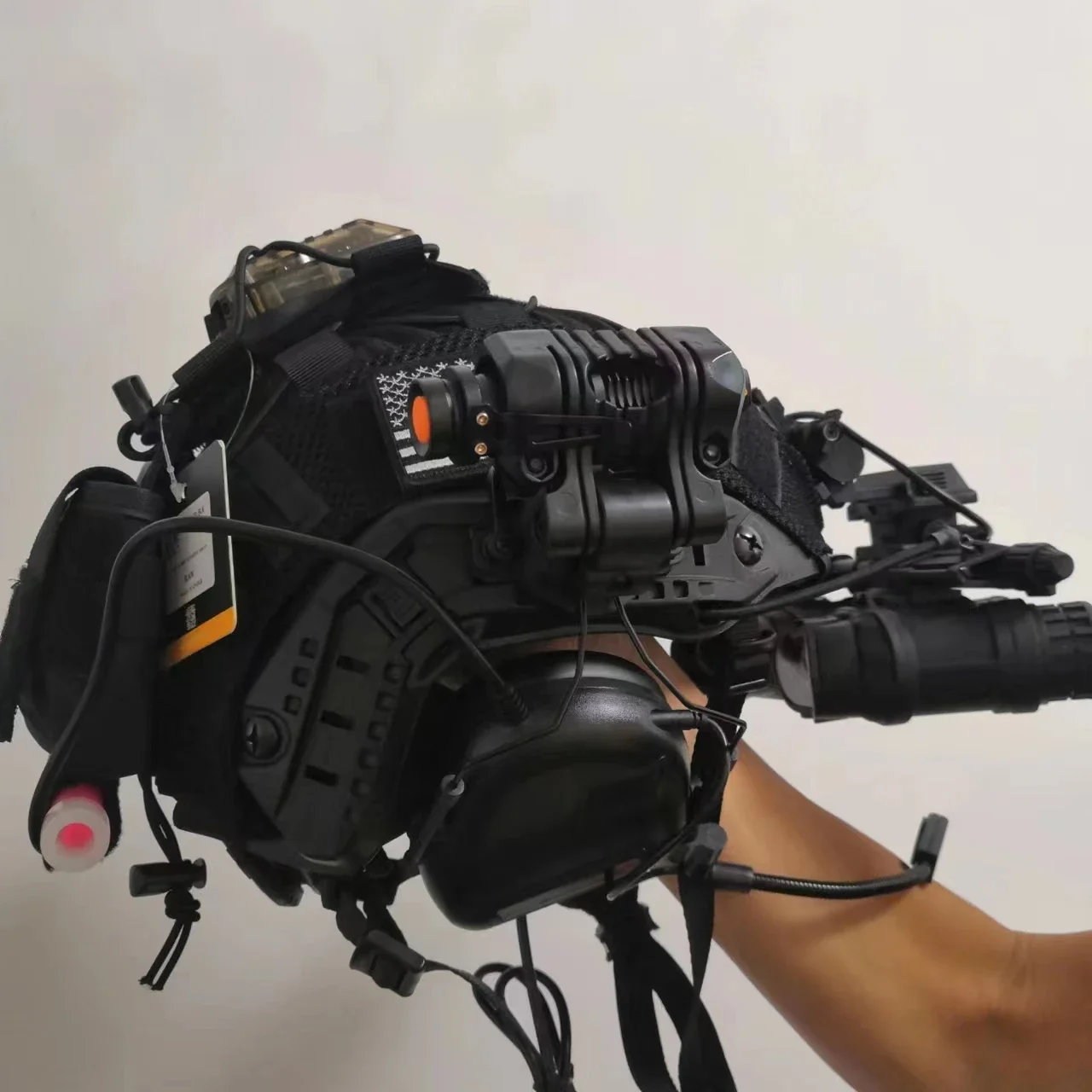 Casco táctico rápido con sistema de suspensión y arnés ajustable - imagen 5