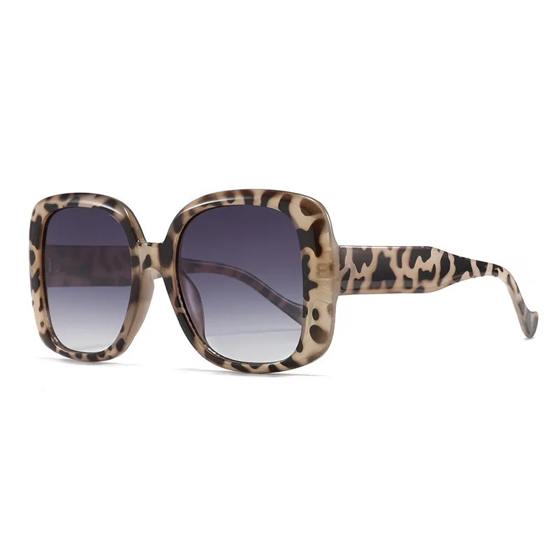 Nuovi occhiali da sole quadrati donna Vintage Designer Fashion occhiali da sole Green Leopard Shades UV400 Luxury Brand Oculus femminile