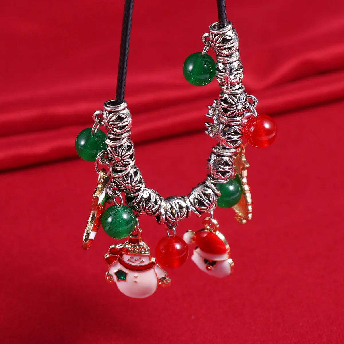 Santa Claus Christmas Necklace Festive Colorful Torque Clavicle Chain for Women Christmas Party Holiday Wear Tree Wall