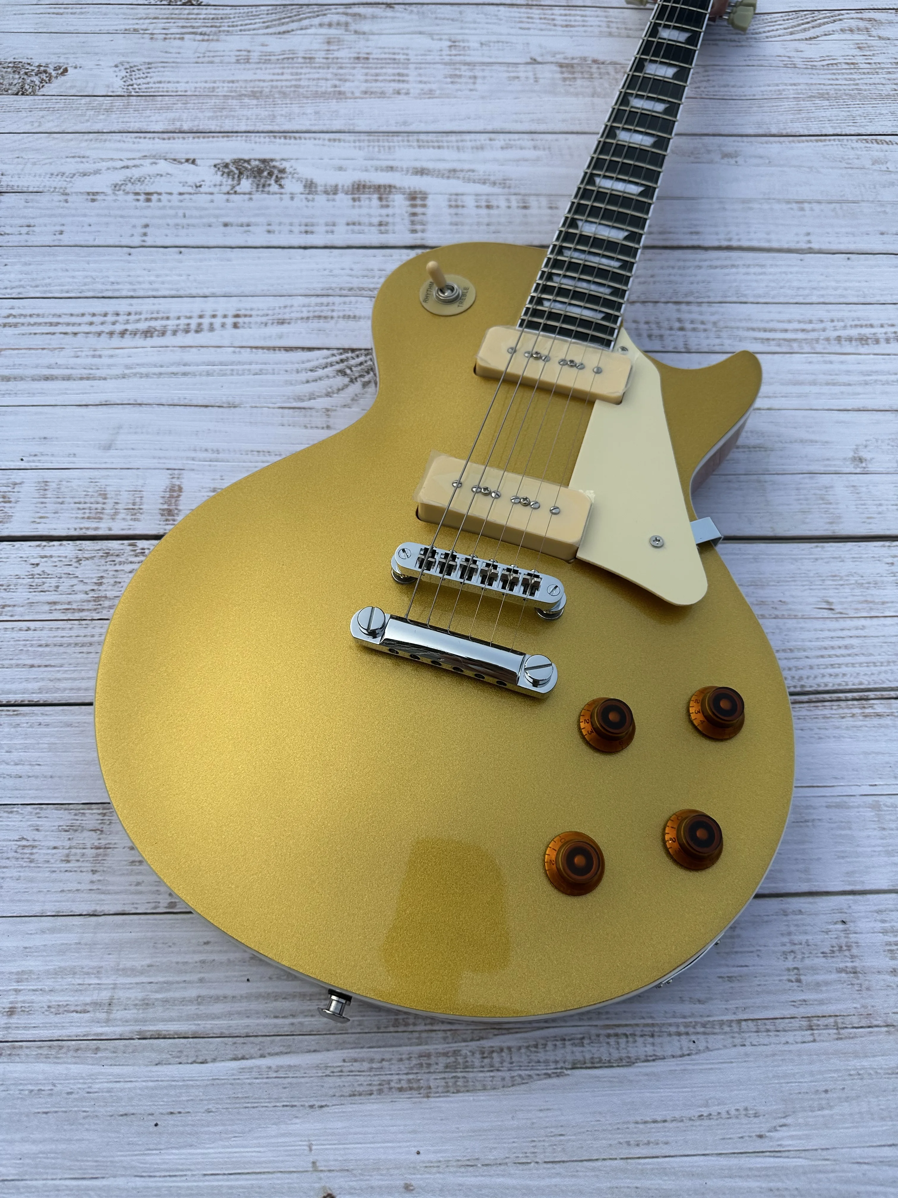 Standard electric guitar, golden top, yellow back, P90 pickup, available in stock, lightning package