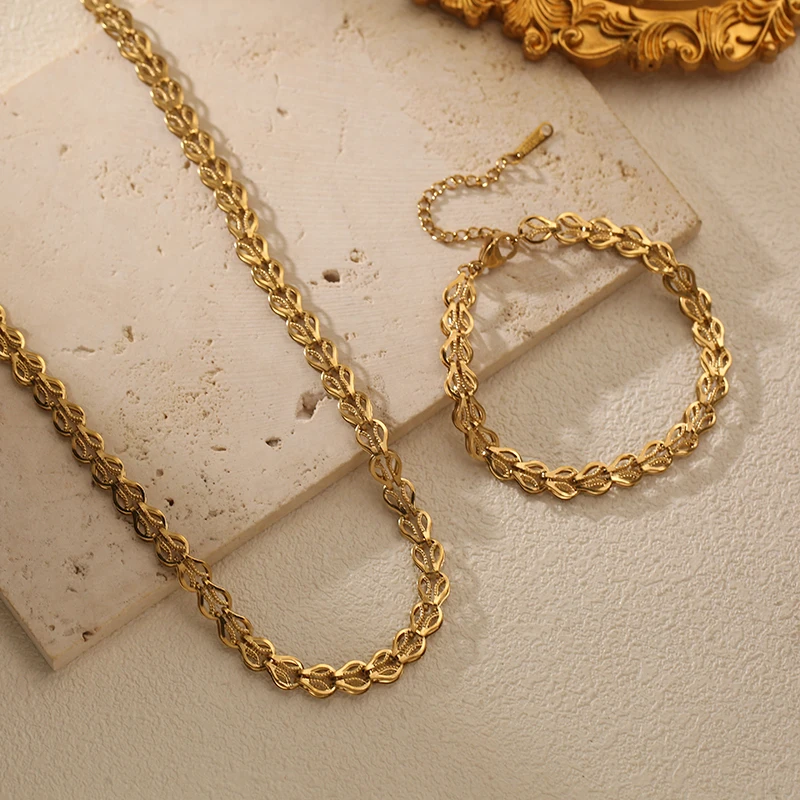 EILIECK Hochwertiges Goldfarbenes Kettenhalsketten-Armband-Set Trendiger Wasserdichter Edelstahlschmuck für Damen Geschenk – Detail 13