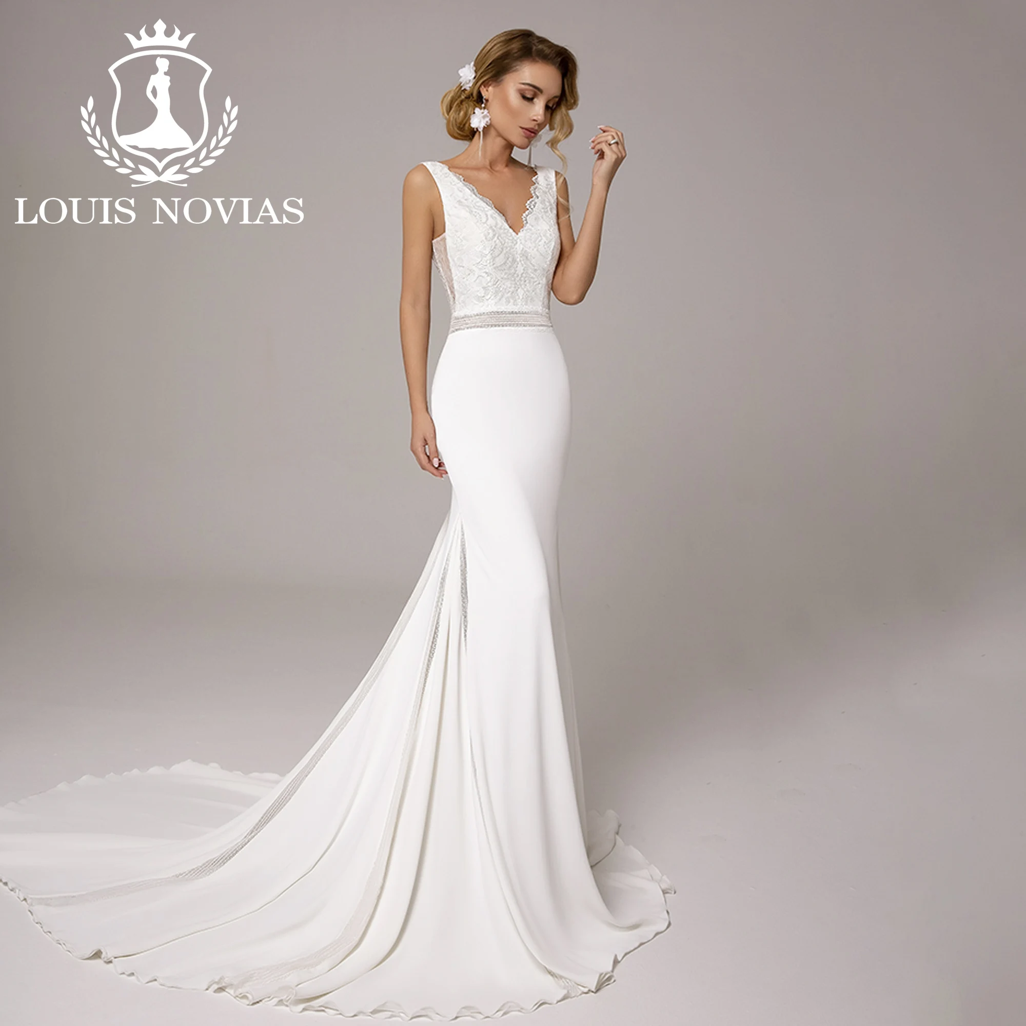 

LOUIS NOVIAS Mermaid Wedding Dresses For Women Simple V-neck Appliques Backless Lace Satin Wedding Gown Vestidos De Novia