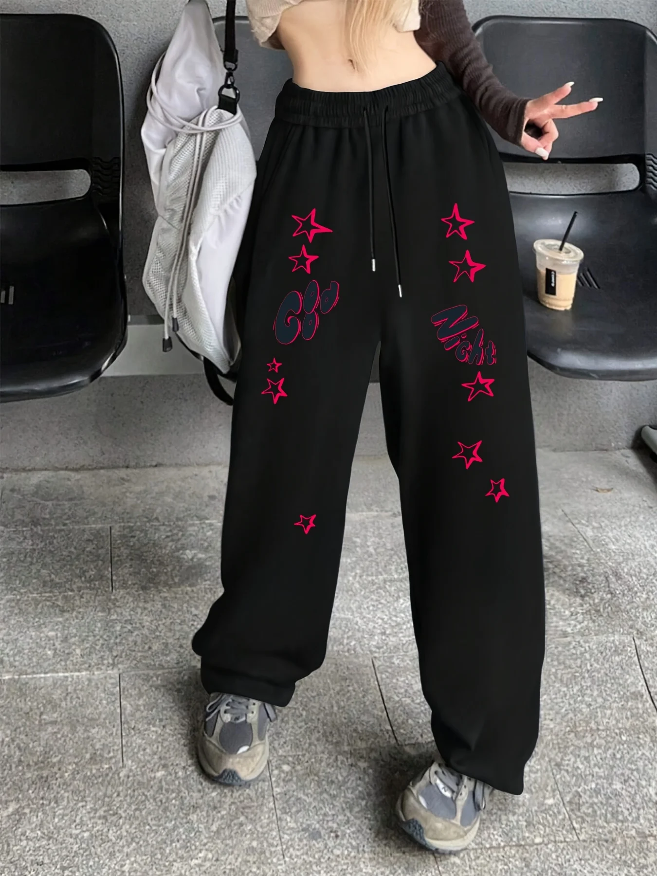 

Женские осенние и зимние свободные прямые флисовые спортивные штаны больших размеров с мультяшным принтом, уличная одежда с эластичным поясом, универсальная