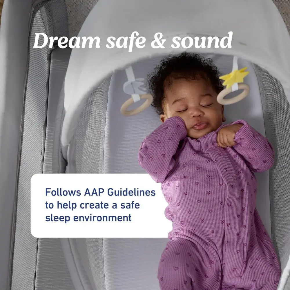 Parque infantil de lujo con moisés, suite de cuidado con temática de cielo