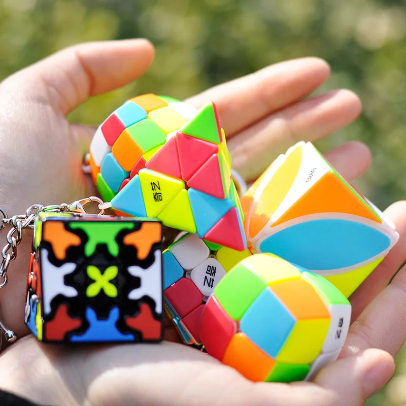 Children Educational Toys Fun Cube Mini Third-order Cube Toy Keychain Pendant Little Buns Pyramid Gear Maple Leaf Molding Cube