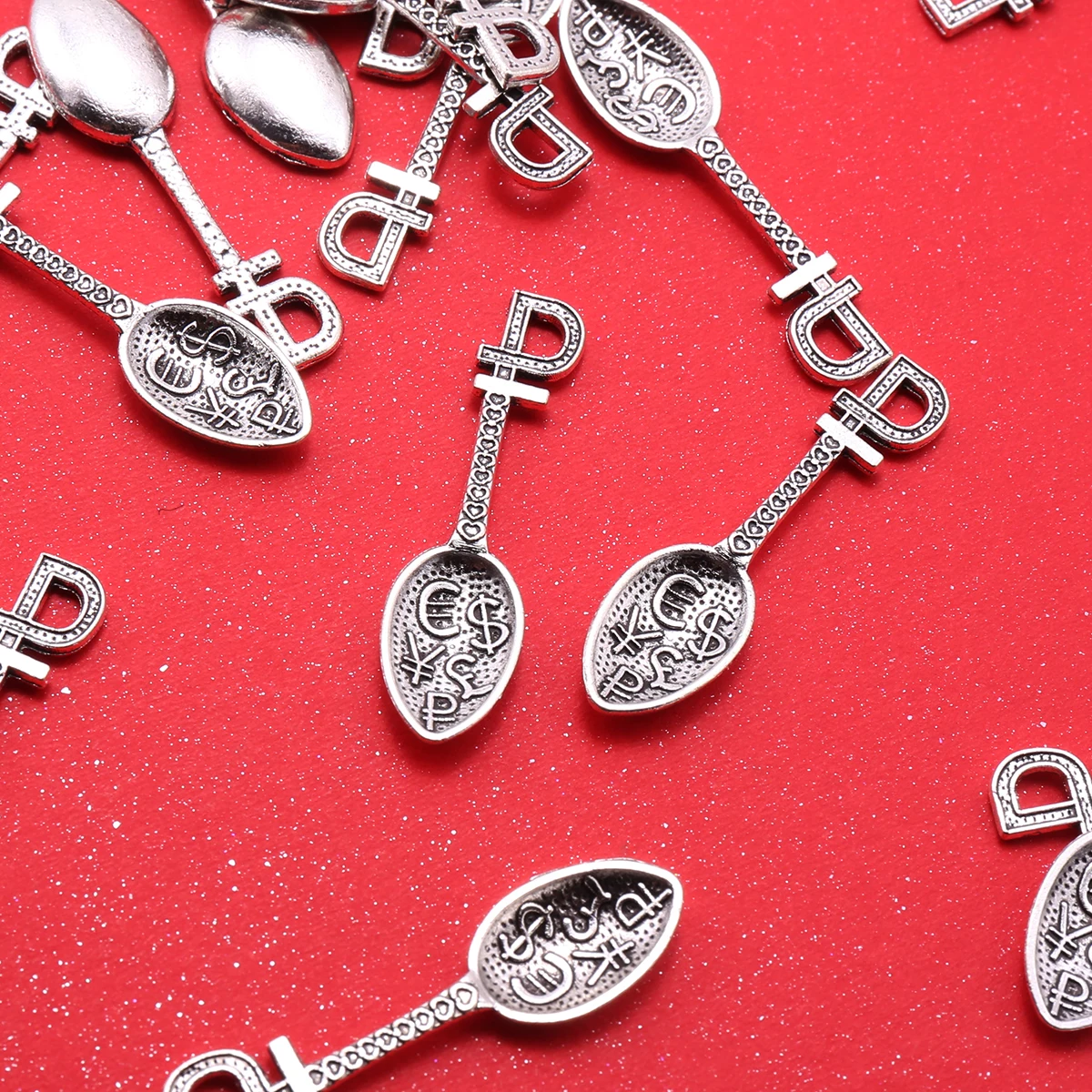 10-Piece Set of Vintage Fortune-Telling Spoons Accessories, European-Style Embossed Spoon Pendants, Suitable for DIY Bracelets, Necklaces, Earrings, and Hanging Ornaments, Handmade Weaving Accessories view 6