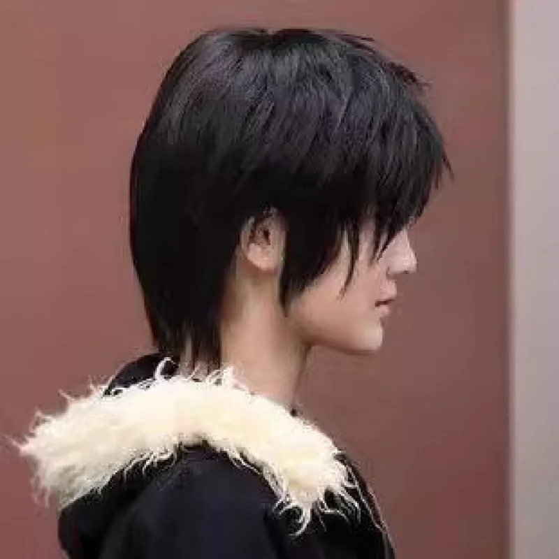 

Men's Flip Short Hair Tomb Raiders of the Tomb Moon God Short Black Wig