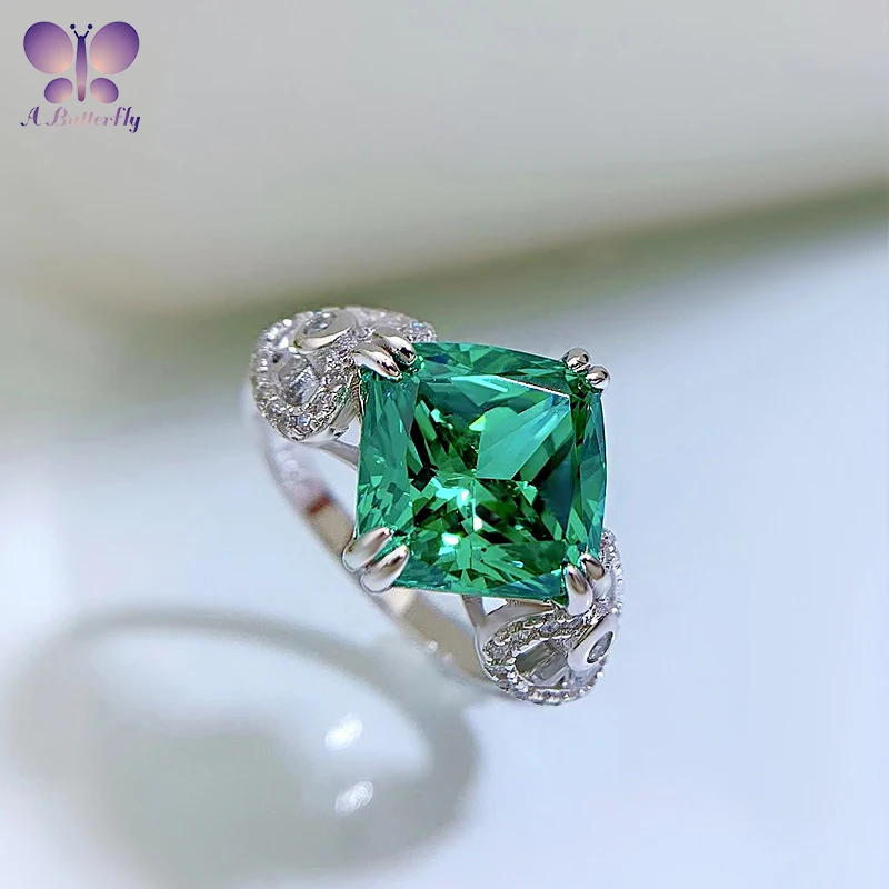 

AButterfly 100% 925 Sterling Silver Green High Carbon Simulated Diamond Ring 10*10MM Ladies Party Fine Jewelry Wholesale