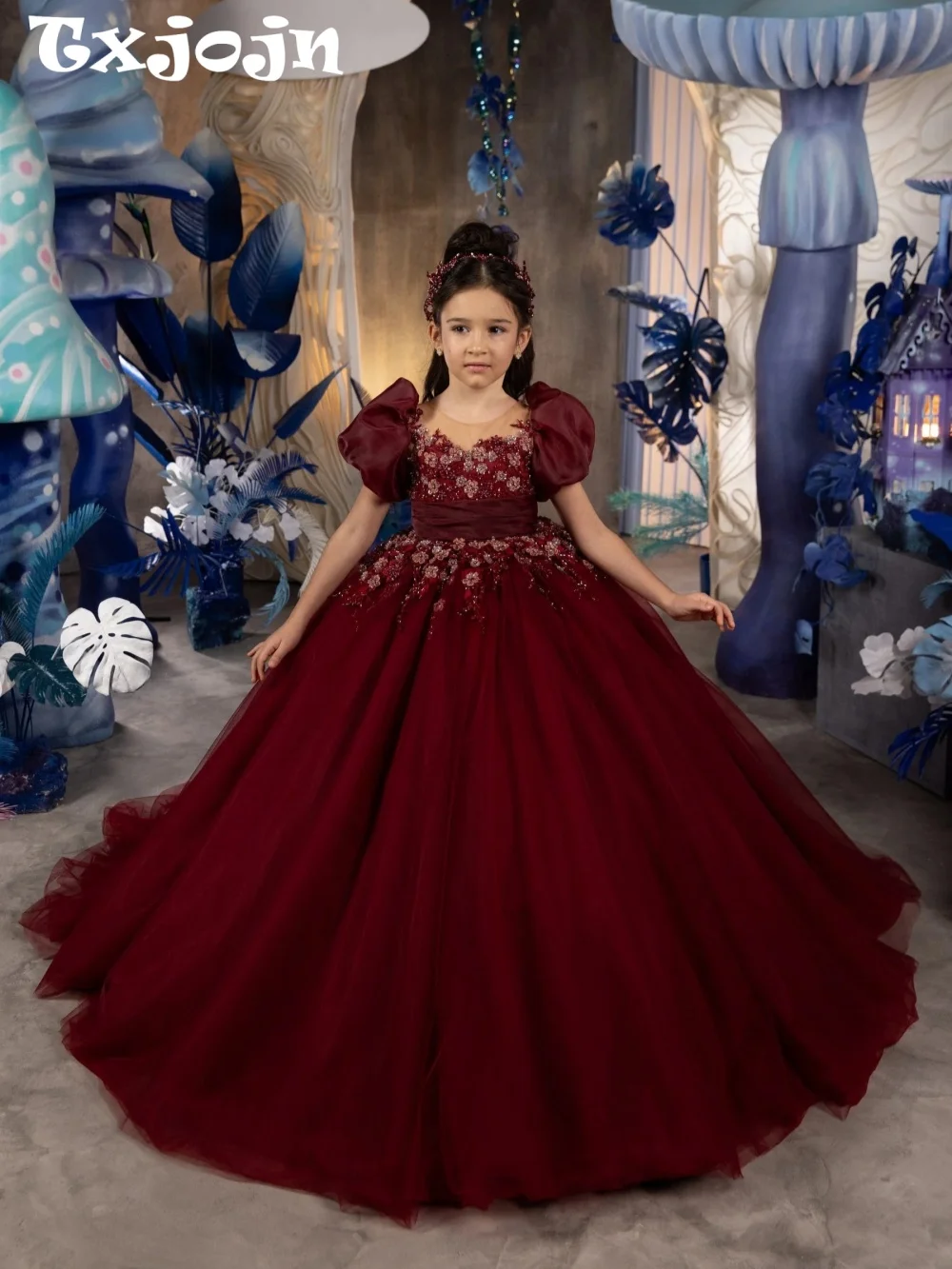 

Burgundy Lace Appliques Princess Gown Kids Performance Wear Romantic Puff Sleeve Girls Beaded Dresses For Birthday Party 2-14Y