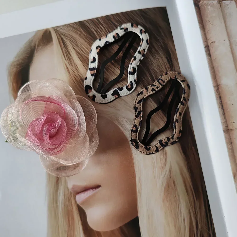 2PC أزياء ليوبارد BB دبوس الشعر الجانب السيدات إكسسوارات الشعر دبابيس الشعر للفتيات