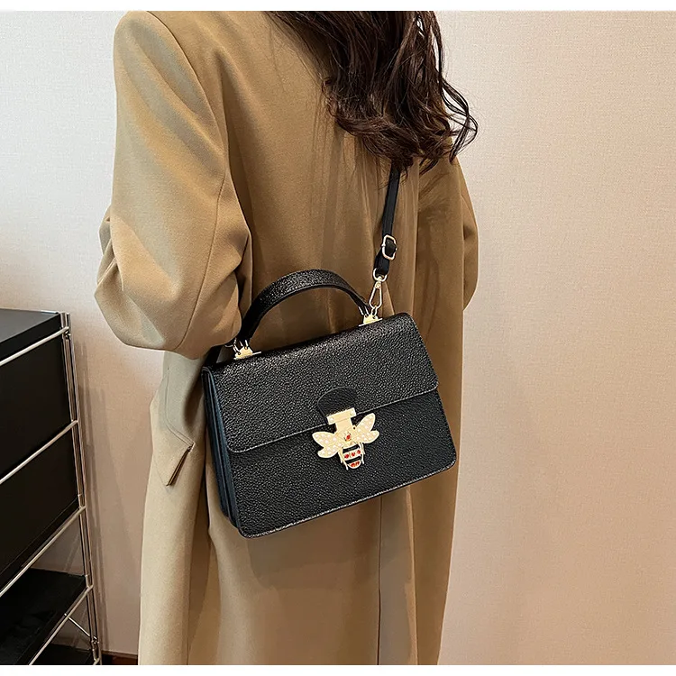 

Super Hot 2025 Popular Women's Light Luxury Small Square Bag - Fashion Lock, Versatile Portable, Ideal for Shoulder/Crossbody