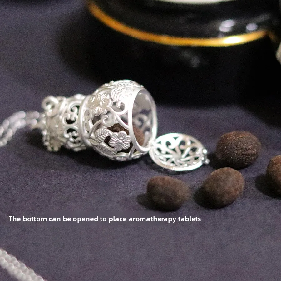 Chinese Style Lucky Gourd Openable Hollow Out Aromatherapy Sachet Pendant Necklace For Women Ethnic Fortune Blessing Jewelry Gif