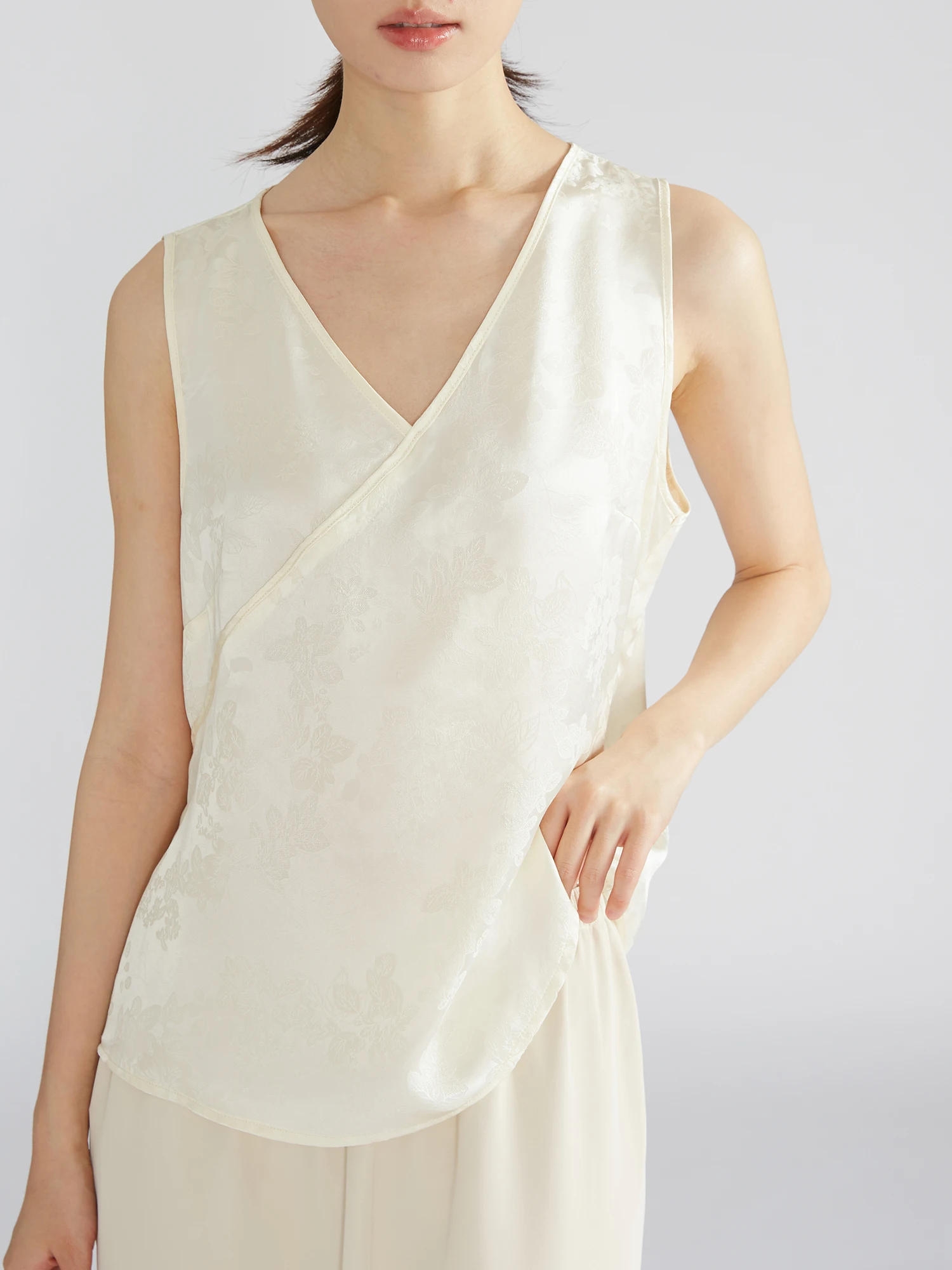 

Женский камзол из шелкового атласа и парчи, традиционный китайский стиль можно носить в качестве верхней или внутренней одежды, топ из 100% шелка