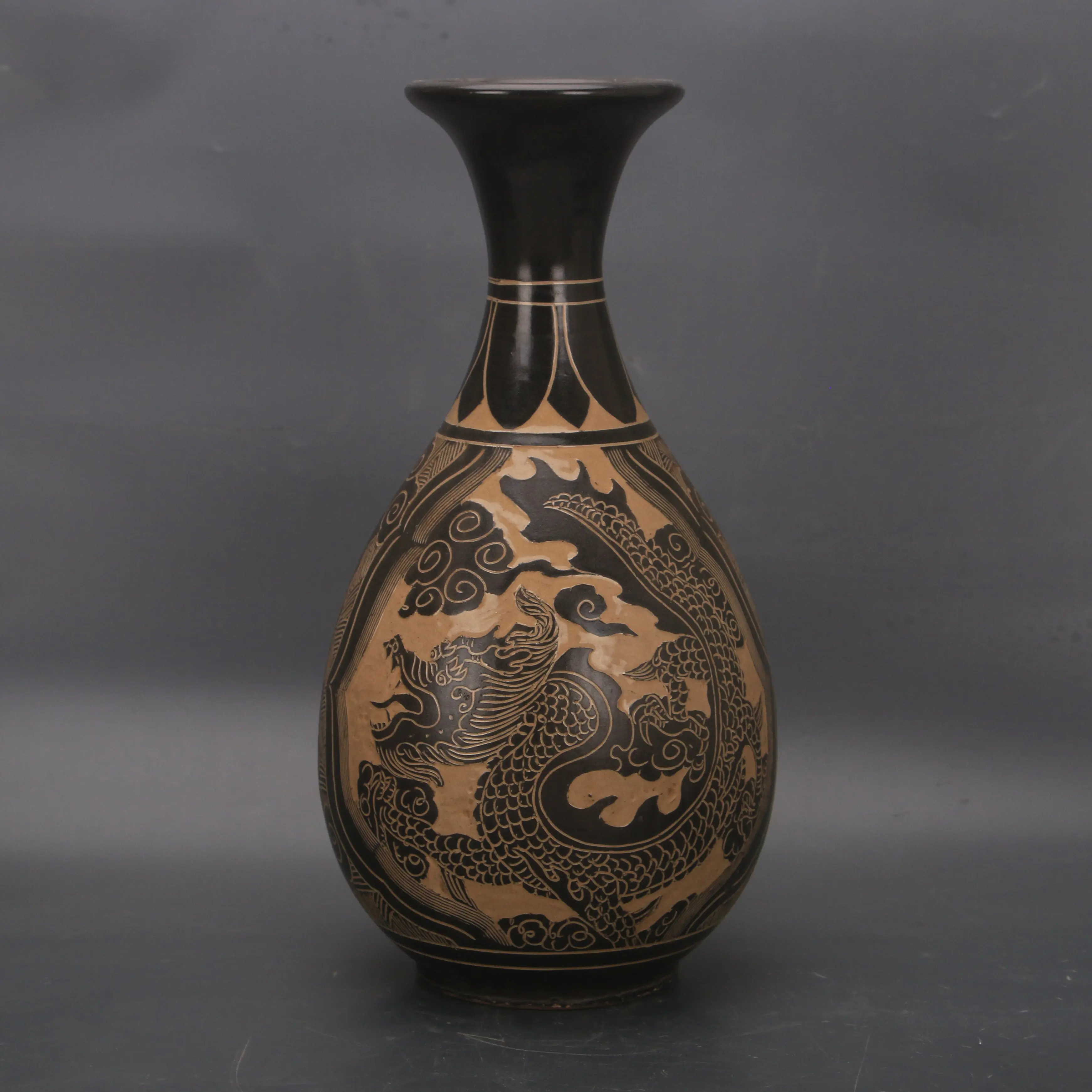 Song Dynasty Cizhou Kiln Black Glaze Carved Decoration Yuhuchun Vase Dragon Phoenix Medallion Porcelain Collectible