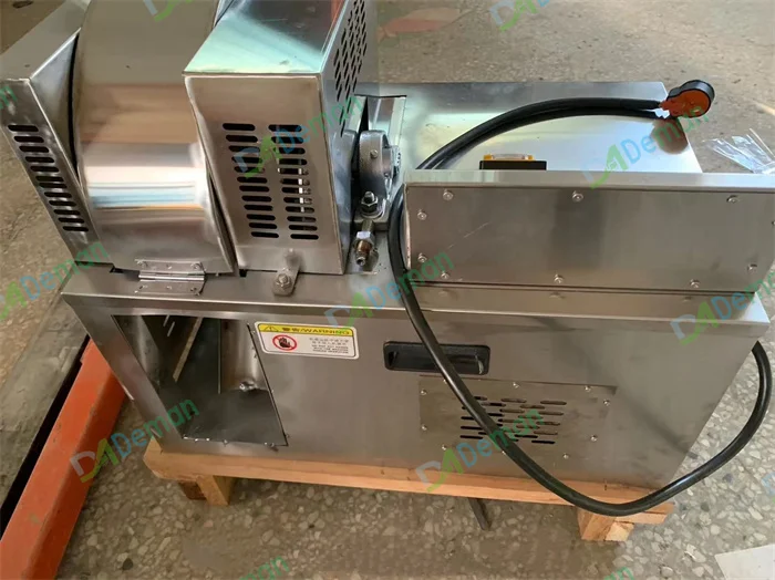 

Factory Price Pig Trotters Half-cutting Machine Pig Feet Trotter Splitter Separator Pig Trotter Splitting Machine
