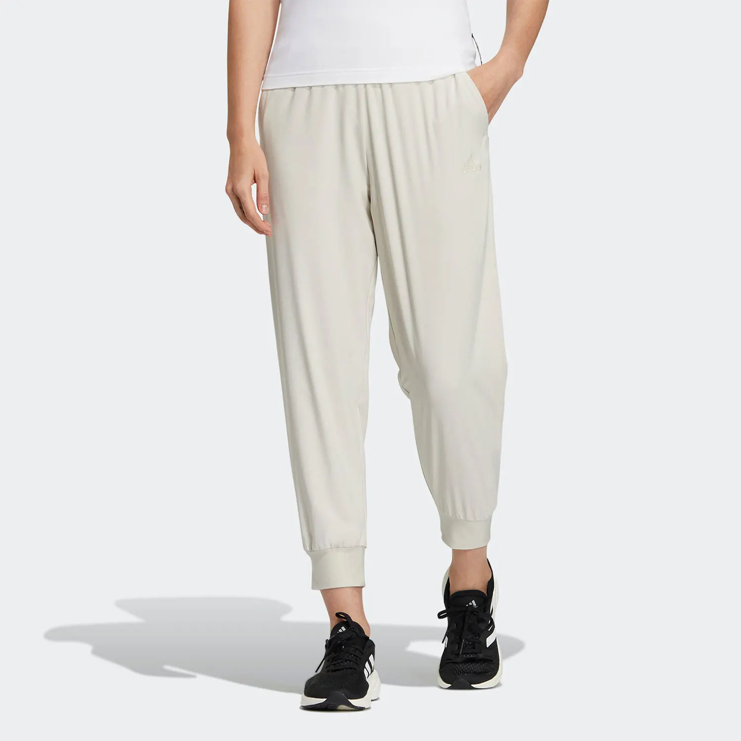 

Adidas Genuine Current Season Women's Tapered Sports Pants HR8400