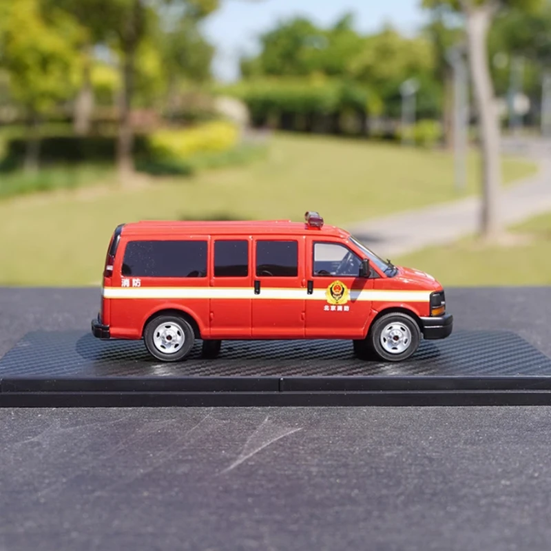 Diecast 1:43 Scale SunYork GMC Savana Special Car Commercial Vehicle Resin Car Model Collection Souvenirs Boy Holiday Gift Toy