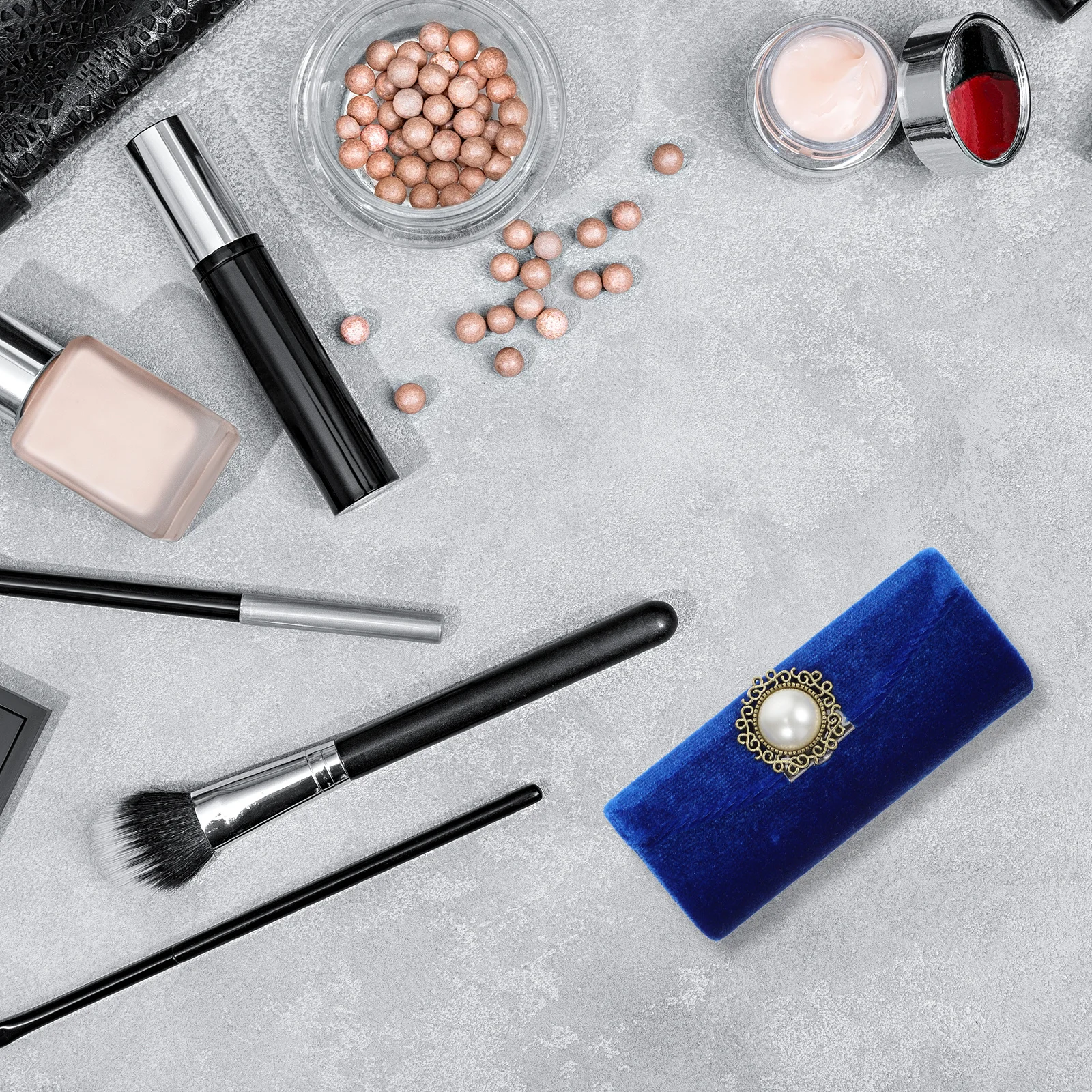 

Lipstick Case Retro Style Velour Design Compact Portable Lipstick Storage Box Mirror Organizer for Women Gift