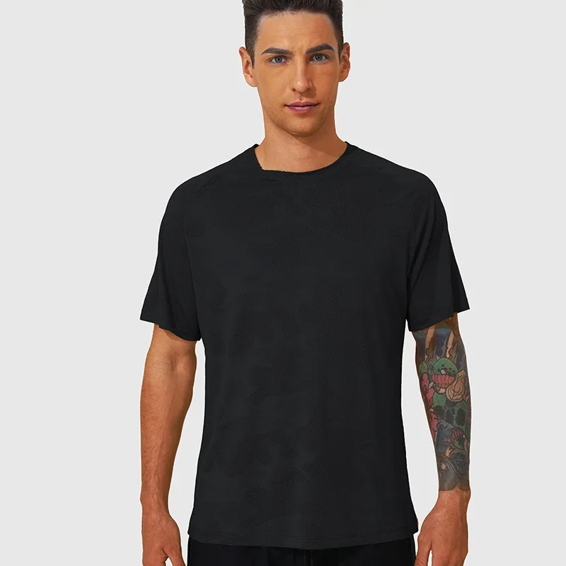 Spring and Summer Loose Quick Drying Round Neck T-shirt, Sweat Absorbing, Breathable, Casual Jacquard Short Sleeved T-shirt