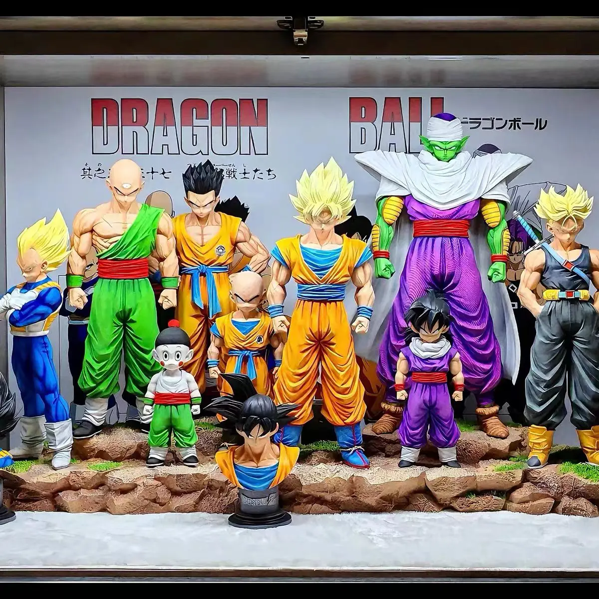 

Dragon Ball Anime Figure Infinite Warrior al Goku Vegeta Trunks Full Set Statue Model Collection Decoration Children Toy Gift