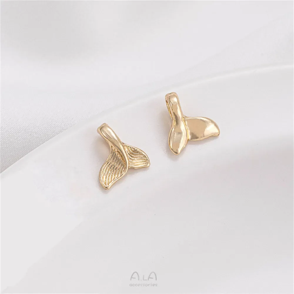 14K goudkleurig messing Lucky Cat hanger Cloud Fish Tail abrikozenblad bel en Engels perzik hart voor doe-het-zelf handgemaakte sieraden