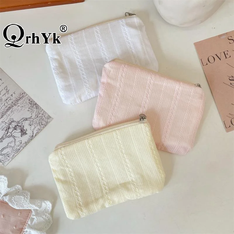 Kawaii Mini Travel Cosmetic Bag Lipstick Earphone Data Cable Storage Bag Purse Women Portable Makeup Handbags Wallet Pouch Bags