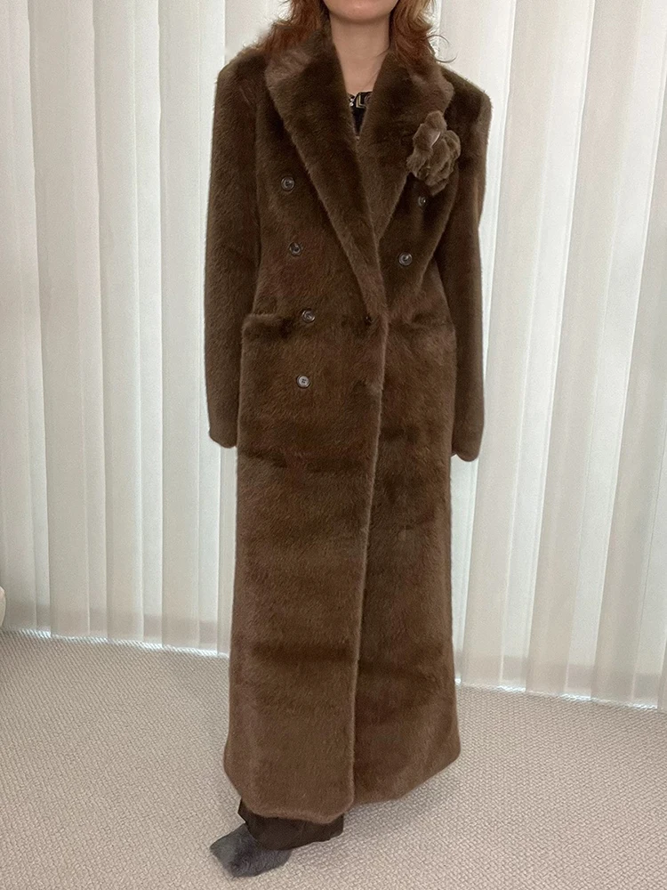 

Smooth and Fluffy Fur Coat: Stylish and Fashionable Winter Warmth Long Coat for Women 2025 Winter New Arrival