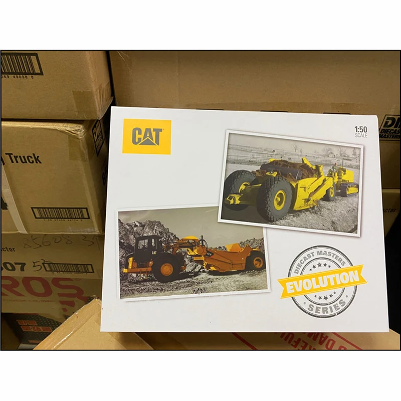 DM 85563 Diecast 1:50 Scale CAT 621K D7 NO.70 Wheel Forklift Set Alloy Engineering Model Adult Collection Display Ornament Gift