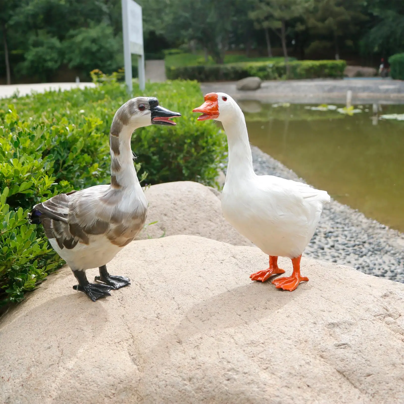 

Миниатюрная пернатая отдельно стоящая скульптура для декора газона, коллекционная