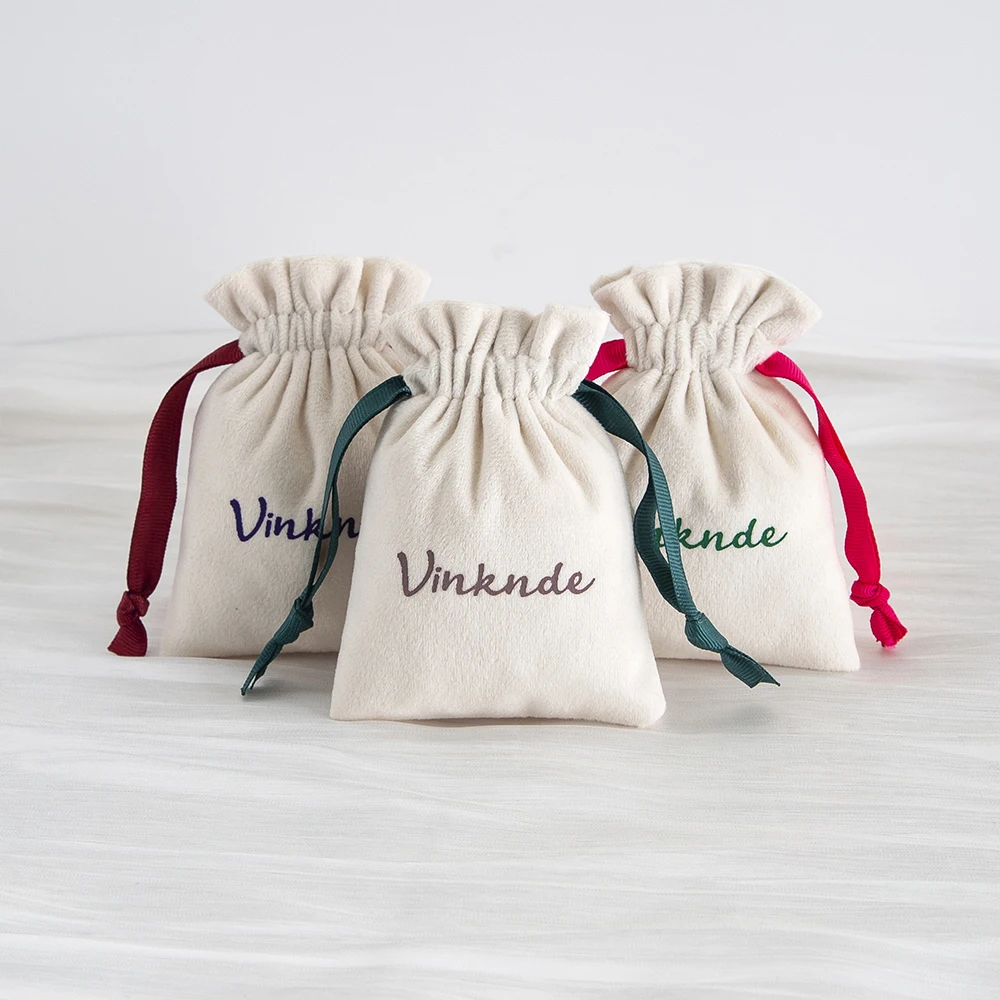 Сумка на шнурке с принтом логотипа на заказ, маленькая сумка для ювелирных изделий на заказ, подарочная бархатная сумка, сумки для упаковки ювелирных изделий, кольца, сувениры для свадебной вечеринки