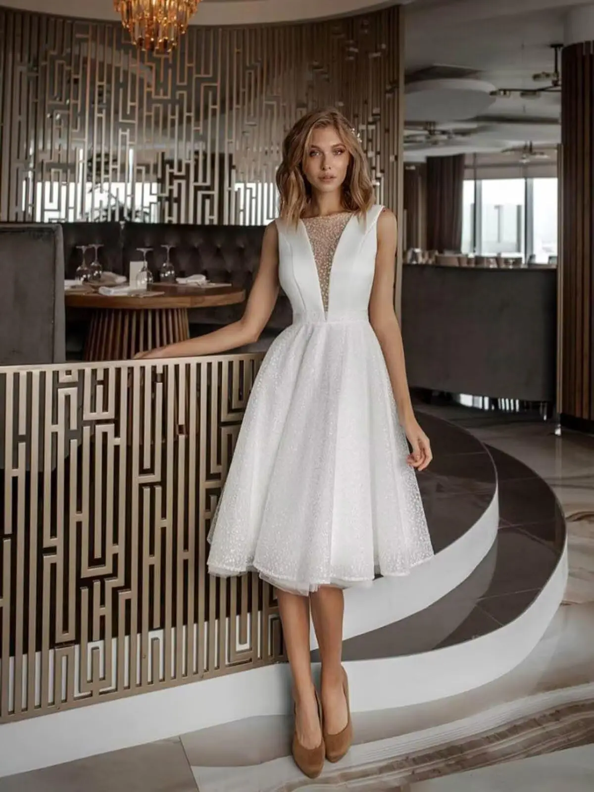 ボヘミアン ショート ウェディングドレス 花嫁用 ブライダルガウン 女性用 Vネック バックレス