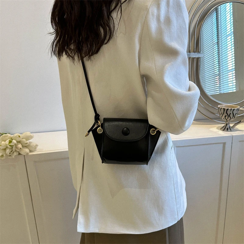 Fashionable Commuting Atmosphere Single Shoulder Crossbody Design New Women\'s Bag