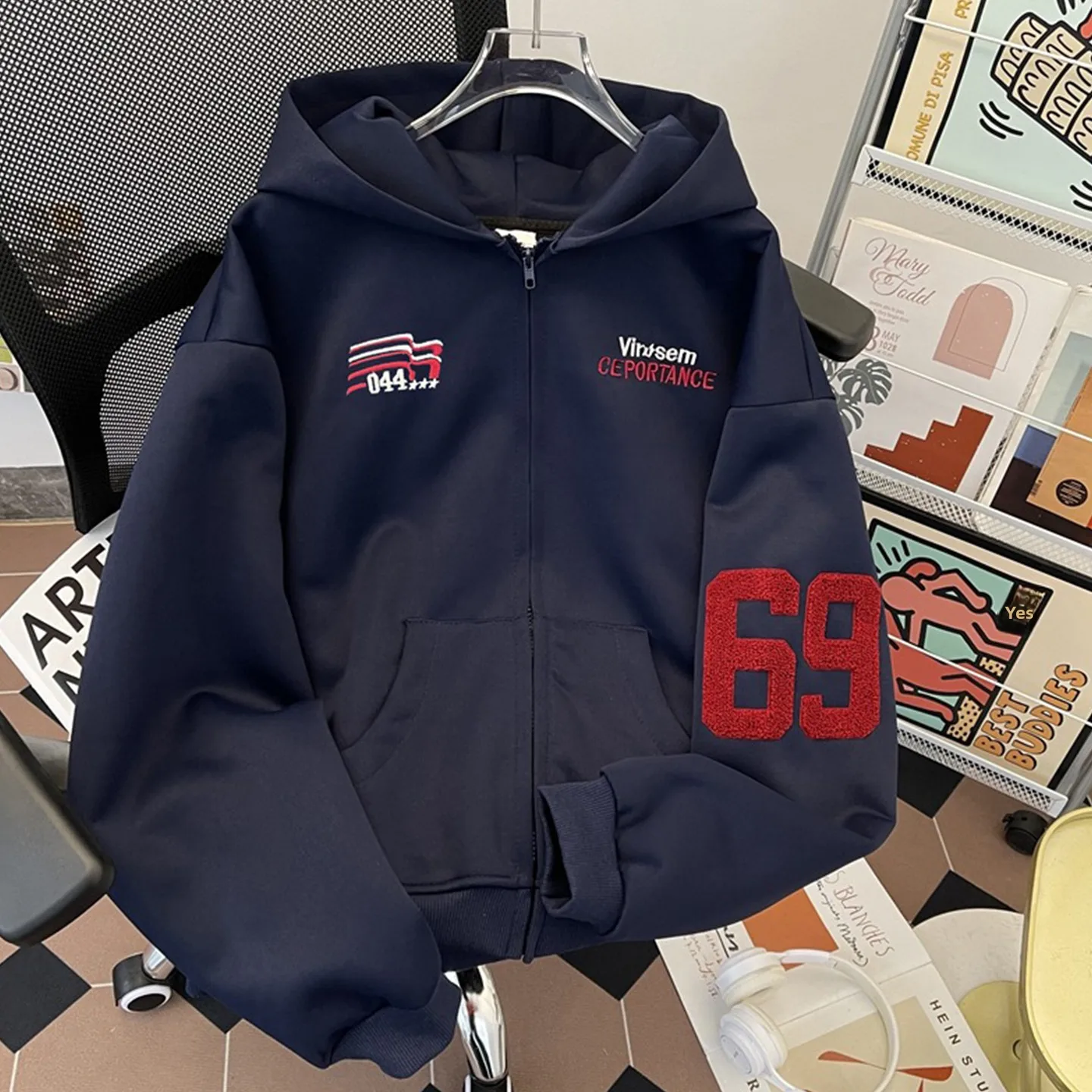 

Американский утепленный кардиган-свитшот с вышивкой, мужская свободная спортивная куртка в уличном стиле, парная толстовка с капюшоном O...