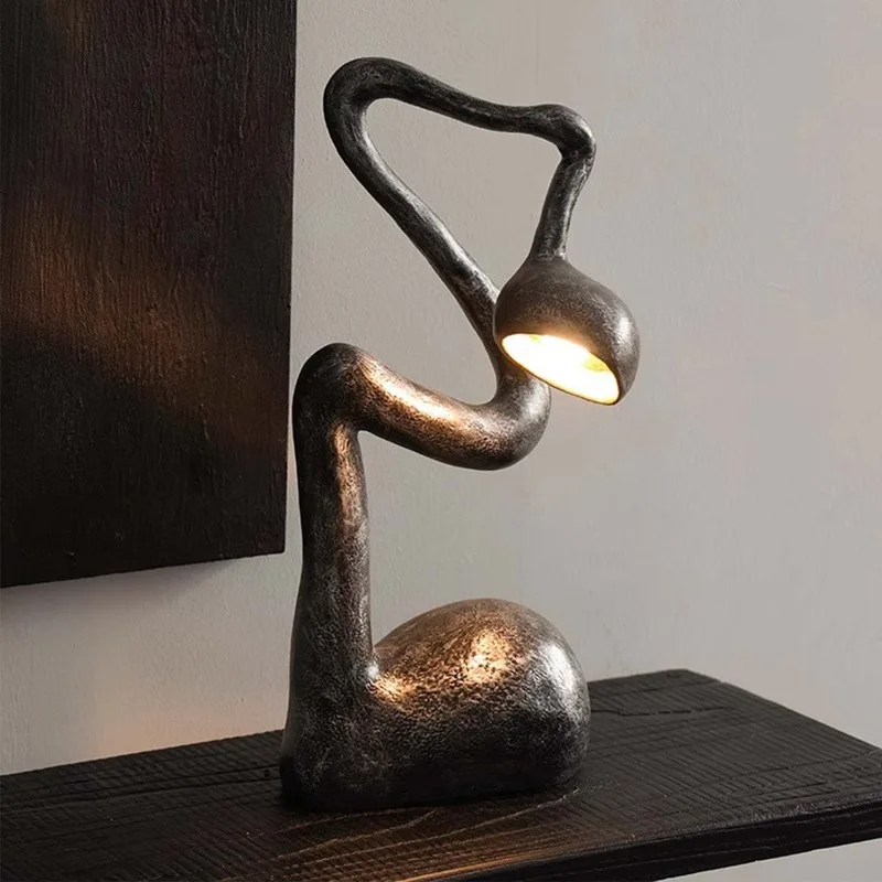 

Дизайнерское искусство Ваби-Саби Смола Торшеры Кабинет Гостиная Столовая Кофейня Магазин одежды Скульптура Украшения Настольные светильники