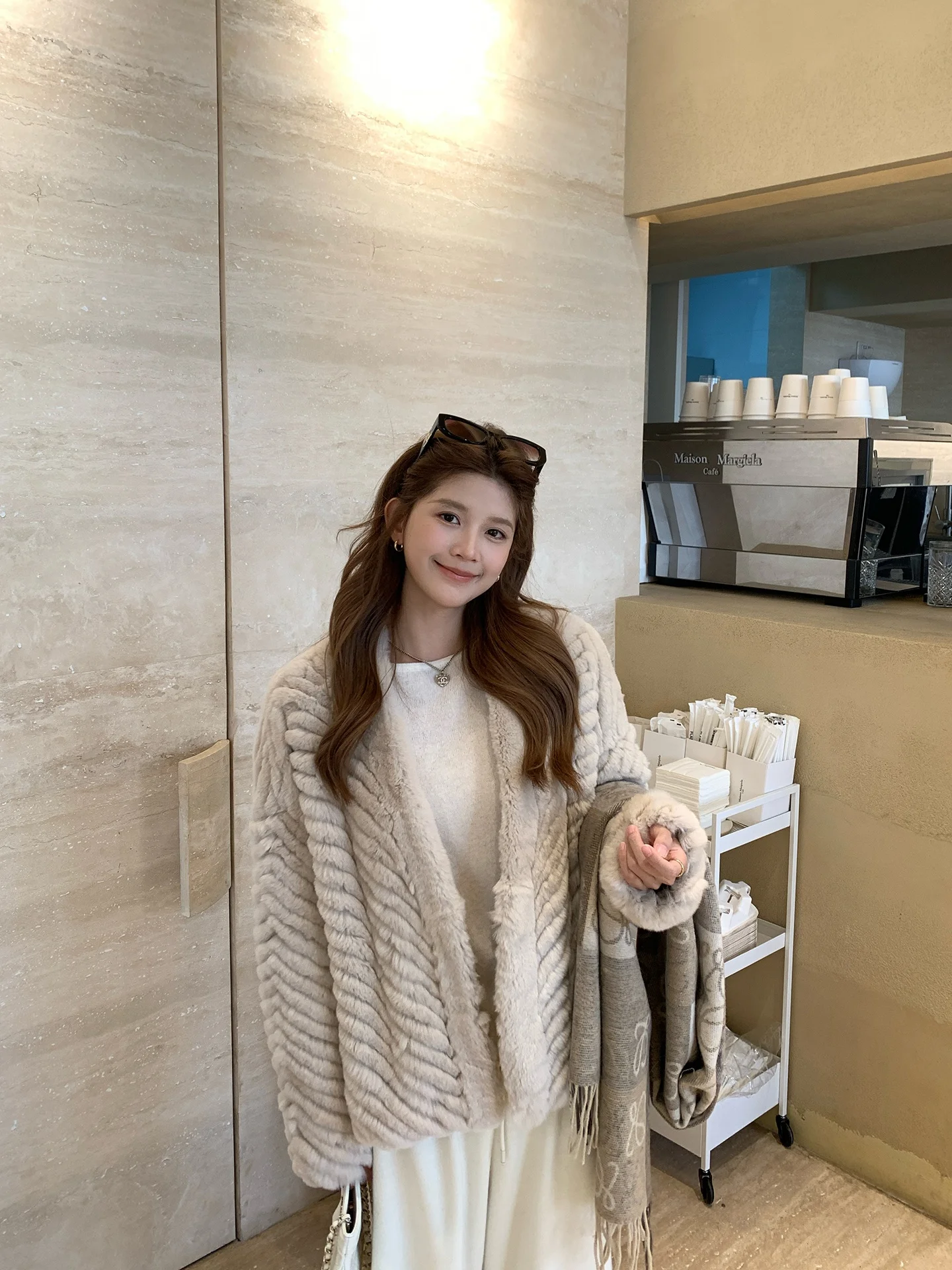 

Young Slimming Creamy Rabbit Rex Fur V-Neck Coat Women's Fashionable Warmth All-Weather Whole Skin Long Sleeve Coat