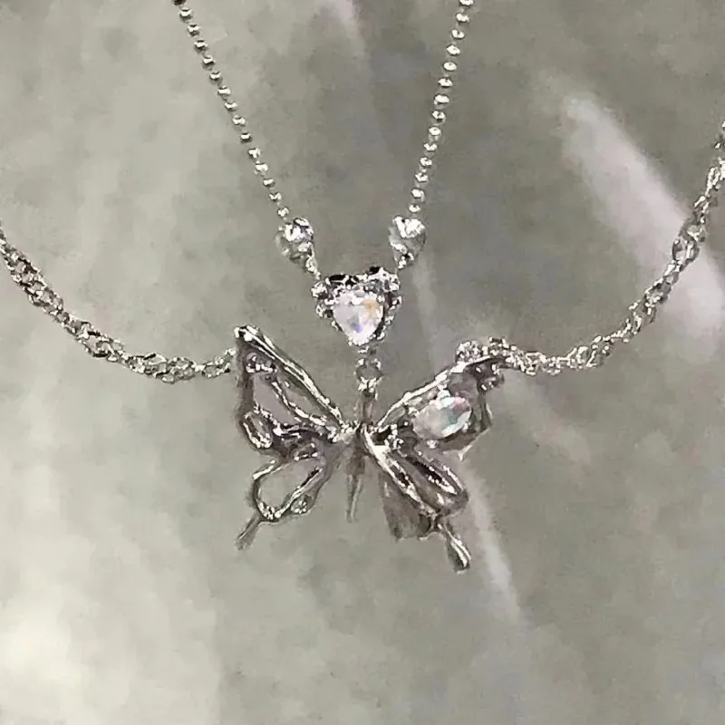

Y2K Crystal Butterfly Pendant Necklace Women Light Luxury Egirl Punk Heart Grunge Clavicle Chain Fashion Jewelry Party Gift 2023