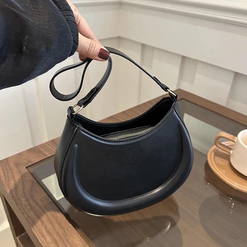 

Underarm Bag New Tide Solid Color Casual Texture Fashion One Shoulder French Niche Crescent Shape